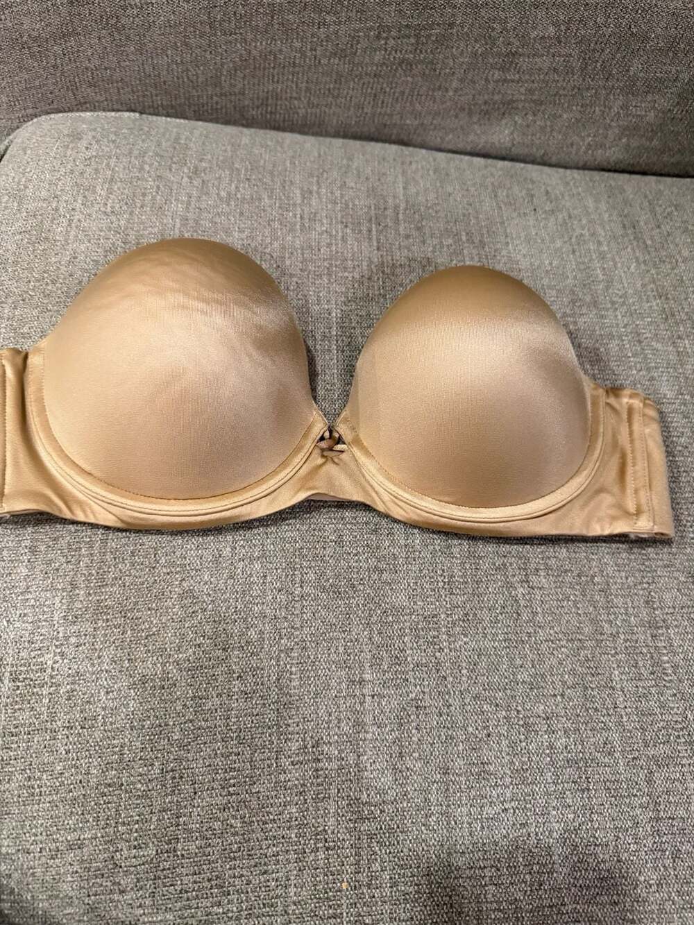 Maidenform Comfort Devotion Strapless Underwire Bra in Beige, Size 38C